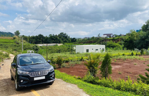 Bán Đất Gia Lâm Sẵn 3 Căn Nhà Ven suối DT Hơn 500m2