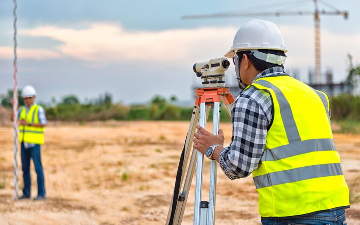 datvendalat.vn: Lý do tại sao việc đi mua đất cần phải đo đạc lại thửa đất và ký giáp ranh – giáp thửa với các chủ đất liền kề