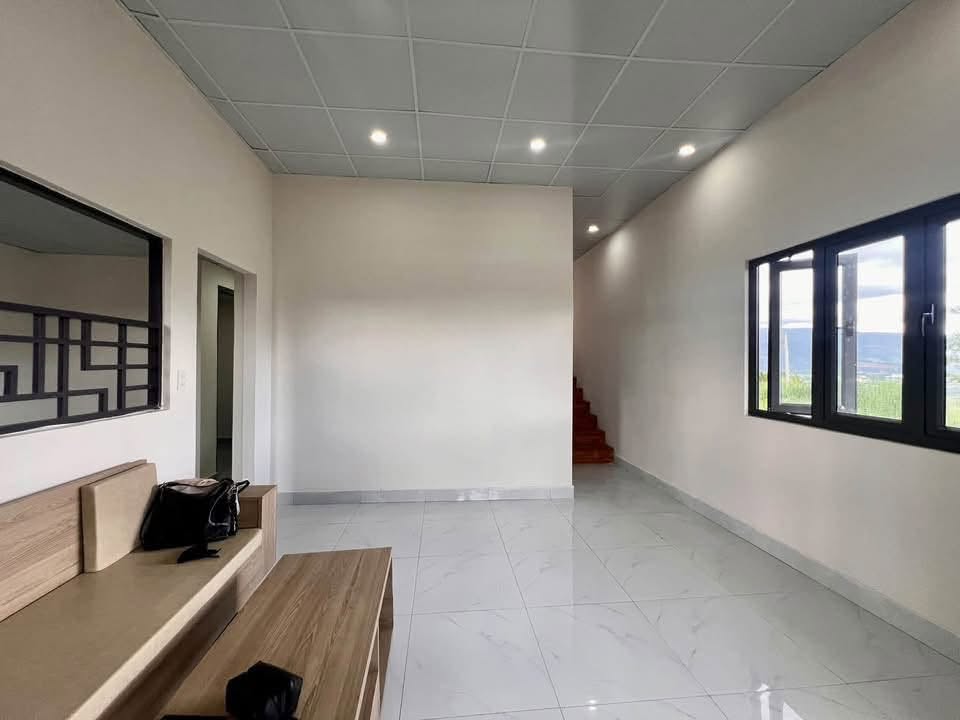 Căn nhà vùng ven Đà Lạt 166m², ngang 7,5m nở hậu 9m, view trung tâm 003